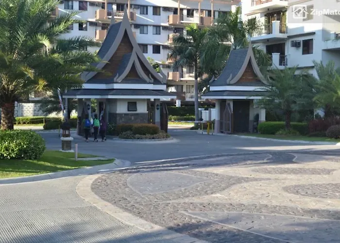 2 Bedroom Deluxe Apartment With Balcony Manila